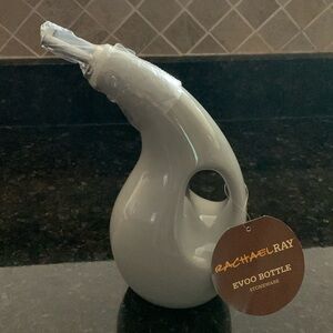 Rachael Ray grey EVOO stoneware bottle, 24 ounce.